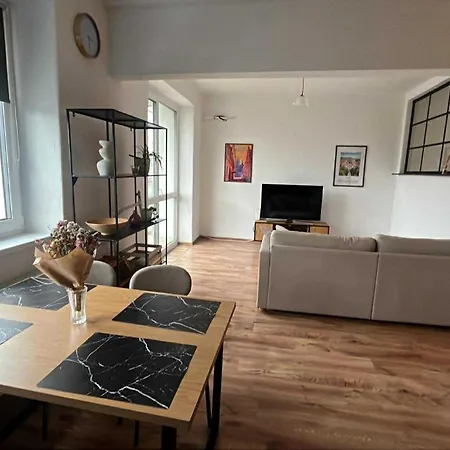 Veľký Blízko Centra *