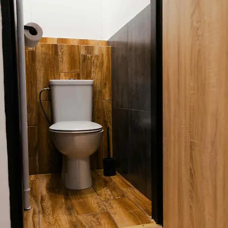 Velky Blizko Centra Апартаменти *